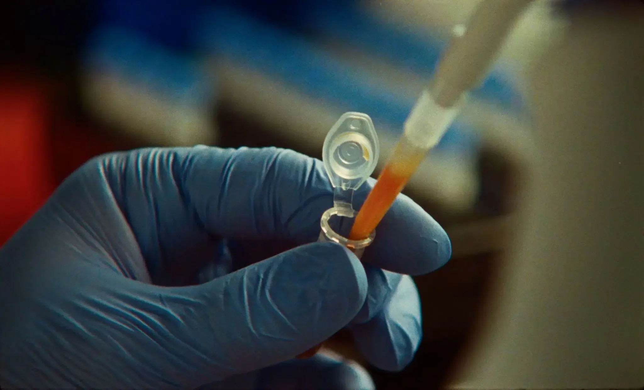Claude Temukan Sistem Enzim Baru Mirip CRISPR dalam 21 Jam